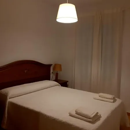 Casas De 11 Benaojan